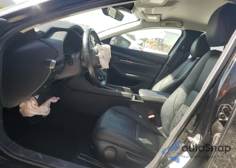 2021 Mazda 3 Select z USA, uszkodzony, nr VIN JM1BPABL1M1337410